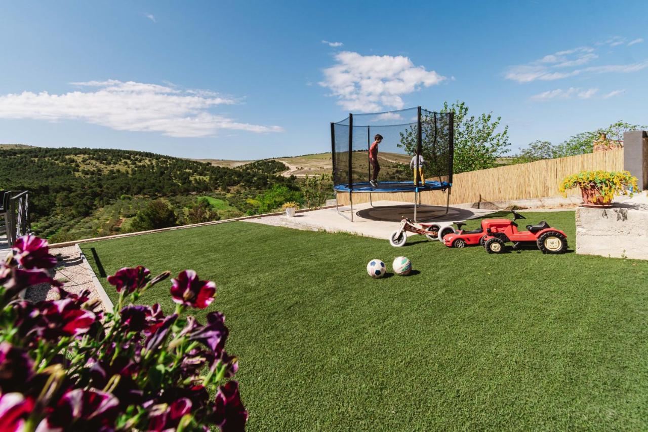 Guest House "The View" - With A Pool Donje Polje Esterno foto